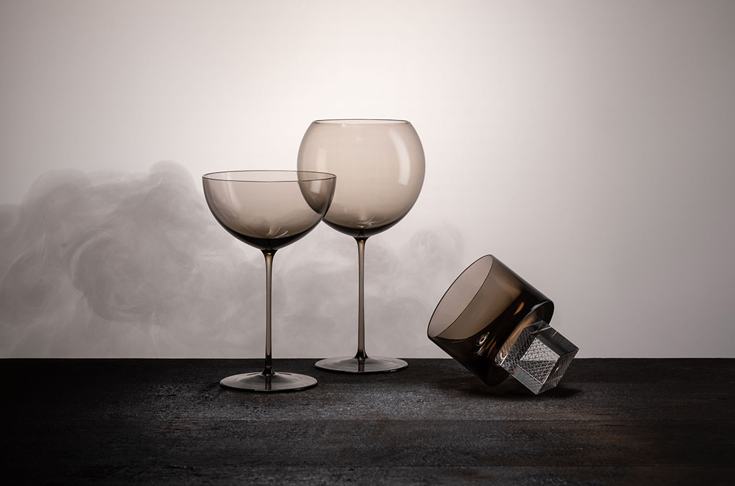 Smoke Bubbles wine glasses